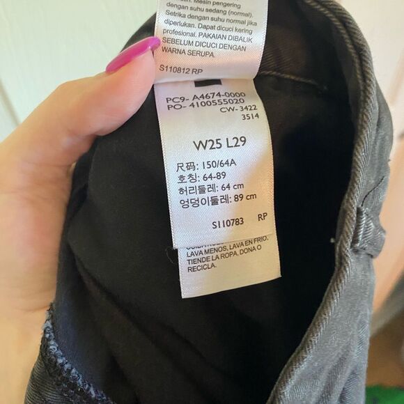 Levi’s baggy trousers black pants waist 25 length 29 grunge neutral minimalist - Picture 8 of 9